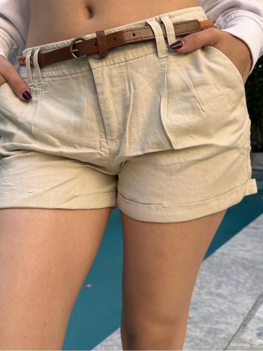 Ci Sono Cream High-Waist Pleated Linen-Blend Shorts